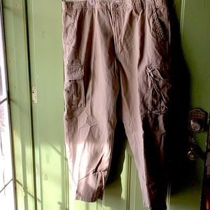Faded Glory Men’s Khaki cargo pant size 38x30